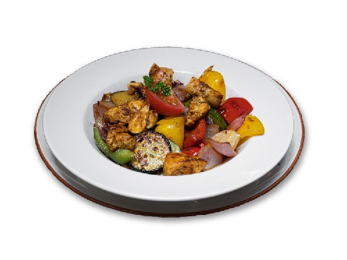 Diced chicken breast fillet with grilled vegetables