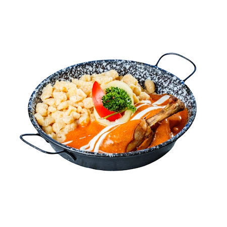 Csirkepaprikás nokedlivel Csirkepaprikás nokedlivel